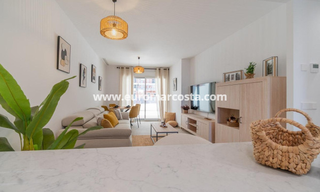 Alquiler a largo plazo - Apartamento / piso - Orihuela Costa