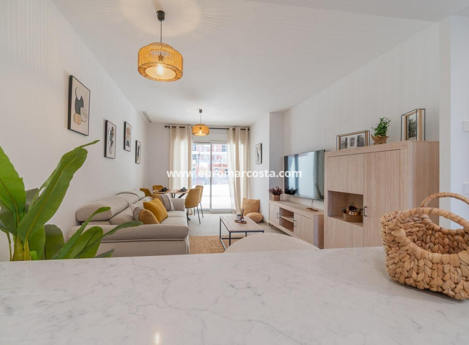 Alquiler a largo plazo - Apartamento / piso - Orihuela Costa