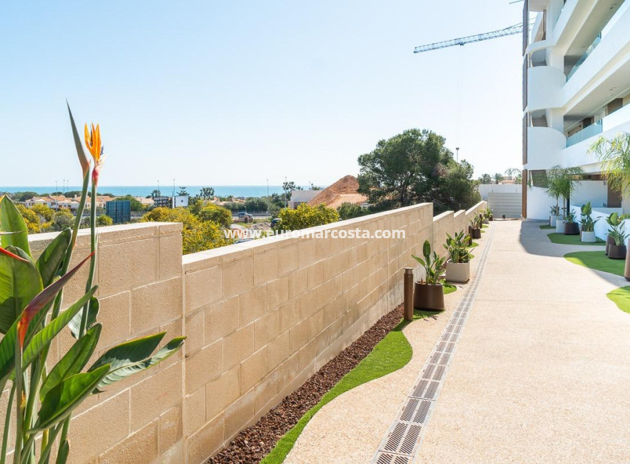 Alquiler a largo plazo - Apartamento / piso - Orihuela Costa