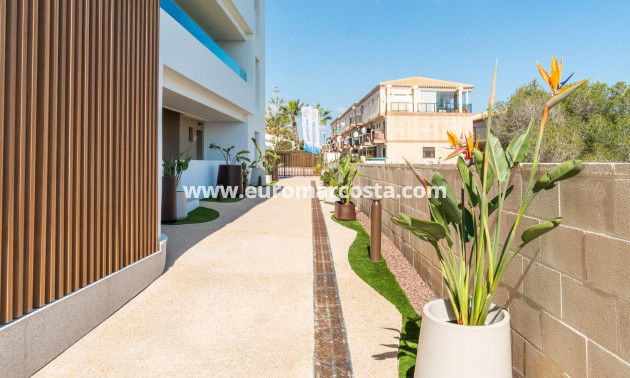 Alquiler a largo plazo - Apartamento / piso - Orihuela Costa