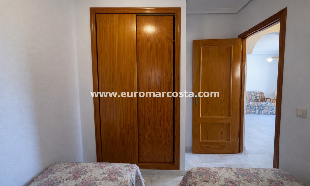 Venta - Apartamento / piso - Torrevieja - TORREVIEJA