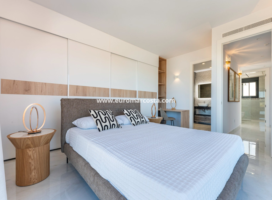 Sale - Villa - Orihuela Costa