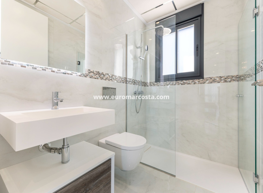 Sale - Villa - Orihuela Costa