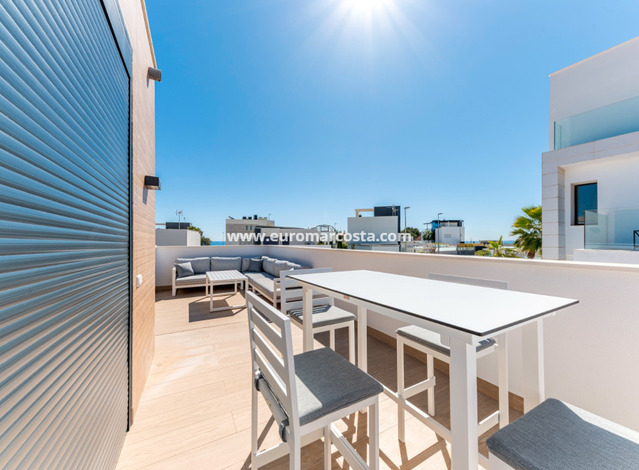 Sale - Villa - Orihuela Costa