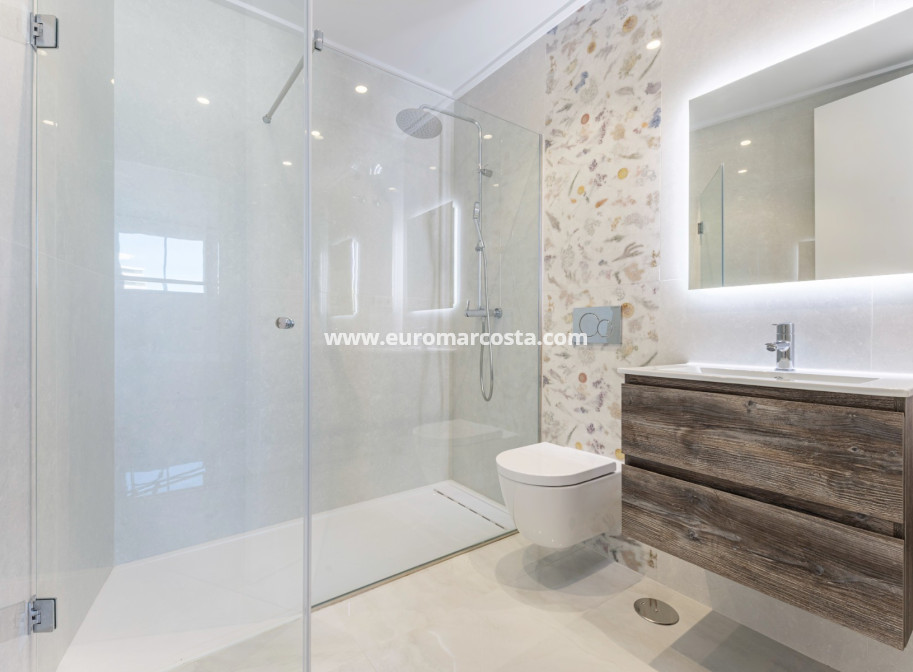 Sale - Villa - Orihuela Costa