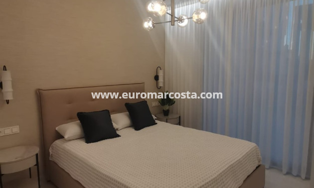 Sale - Villa - Orihuela Costa