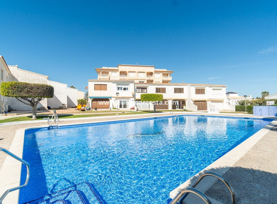 Sale - Townhouse - Orihuela Costa
