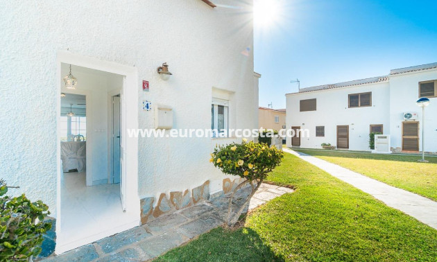 Sale - Townhouse - Orihuela Costa