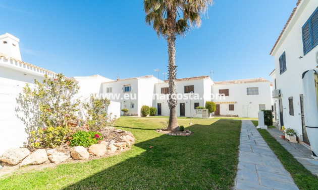 Sale - Townhouse - Orihuela Costa