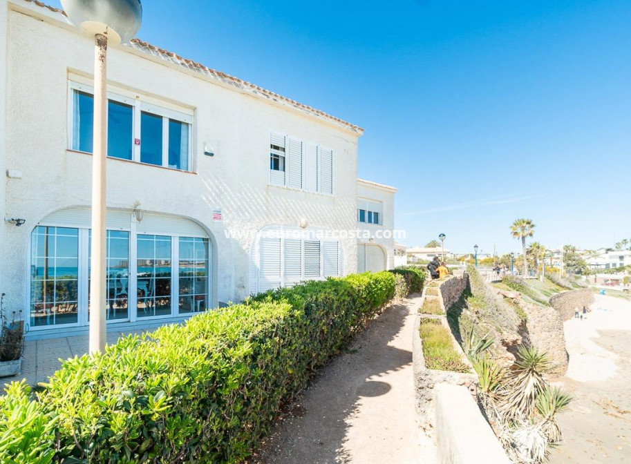 Sale - Townhouse - Orihuela Costa