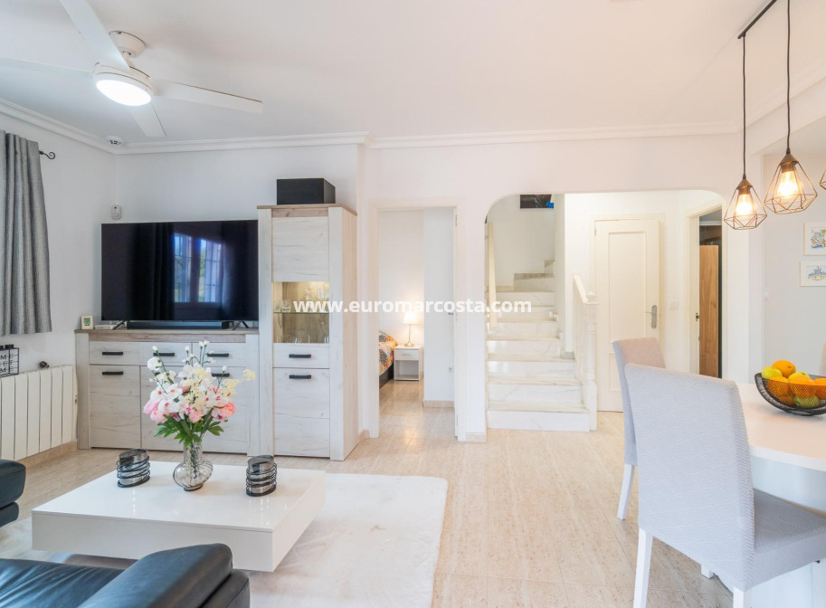 Objekte zum Wiederverkauf - Haus - Orihuela Costa - Zeniamar-Horizonte-La Campana