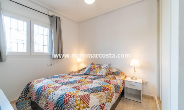 Objekte zum Wiederverkauf - Haus - Orihuela Costa - Zeniamar-Horizonte-La Campana