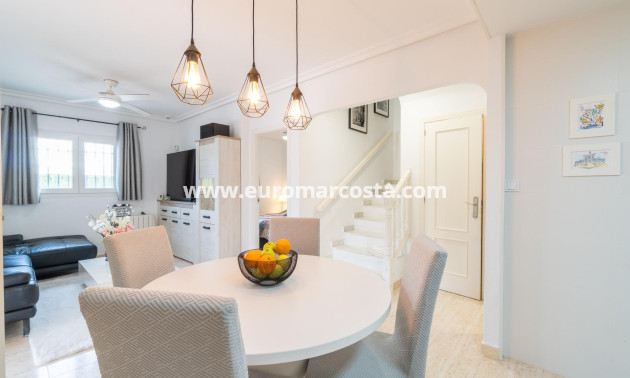 Objekte zum Wiederverkauf - Haus - Orihuela Costa - Zeniamar-Horizonte-La Campana