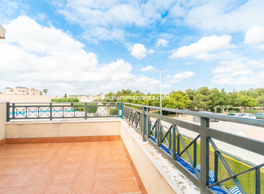 Objekte zum Wiederverkauf - Haus - Orihuela Costa - Zeniamar-Horizonte-La Campana