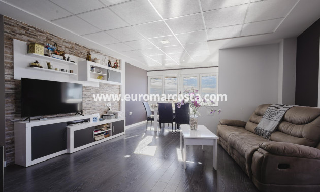 Sale - Apartment / flat - Torrevieja - TORREVIEJA