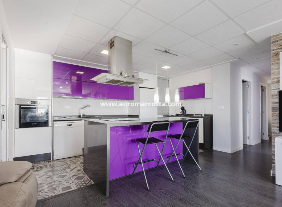 Sale - Apartment / flat - Torrevieja - TORREVIEJA