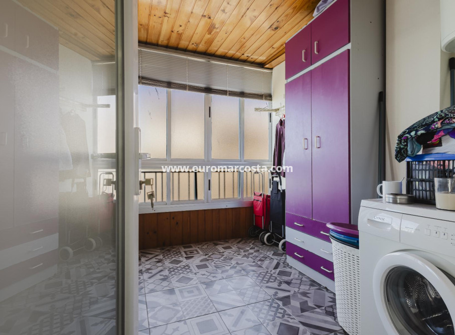 Sale - Apartment / flat - Torrevieja - TORREVIEJA