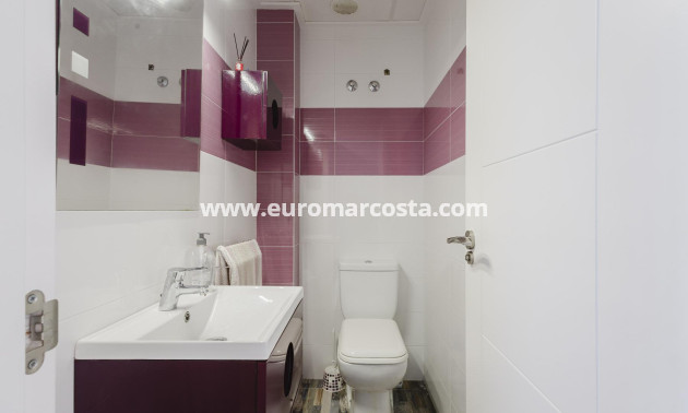 Sale - Apartment / flat - Torrevieja - TORREVIEJA