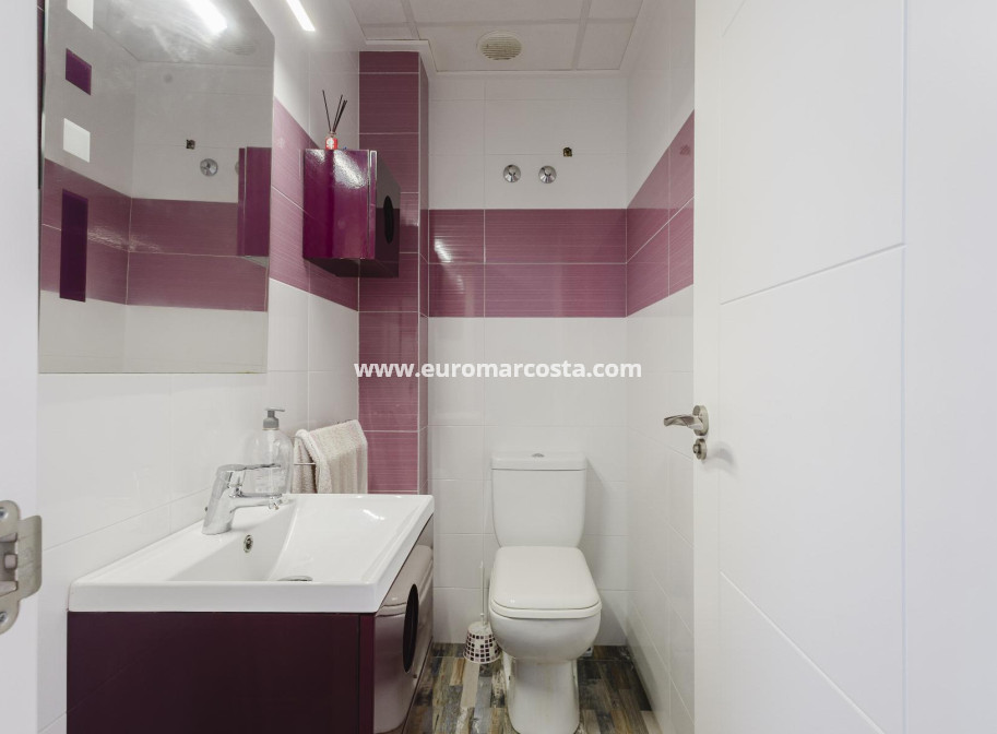 Sale - Apartment / flat - Torrevieja - TORREVIEJA
