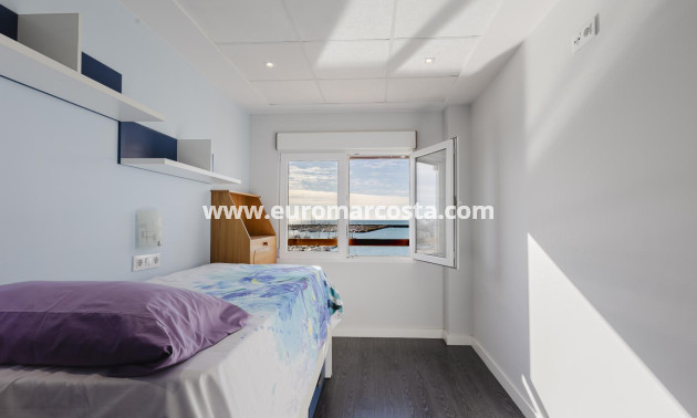 Sale - Apartment / flat - Torrevieja - TORREVIEJA