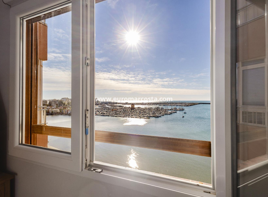 Sale - Apartment / flat - Torrevieja - TORREVIEJA