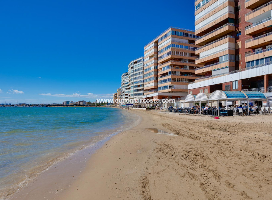 Sale - Apartment / flat - Torrevieja - TORREVIEJA