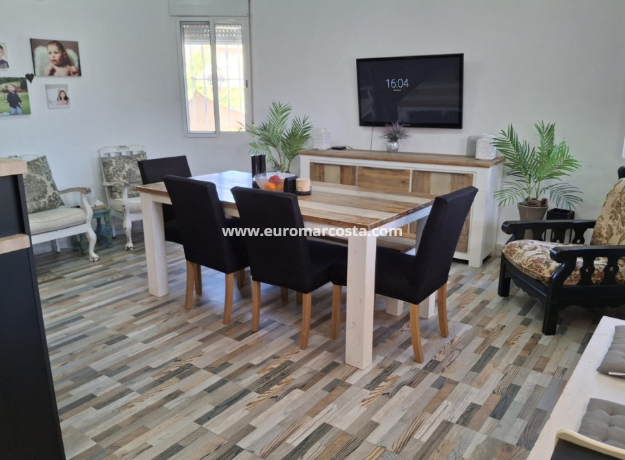 Objekte zum Wiederverkauf - Villa Detached - Ciudad Quesada