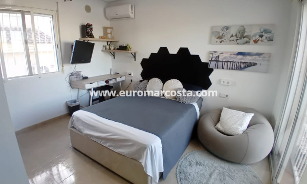 Objekte zum Wiederverkauf - Villa Detached - Ciudad Quesada