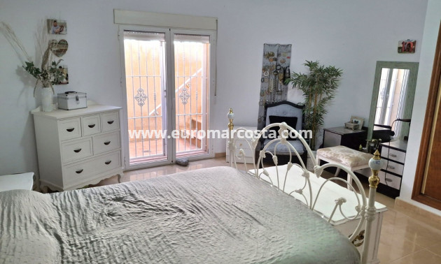 Objekte zum Wiederverkauf - Villa Detached - Ciudad Quesada