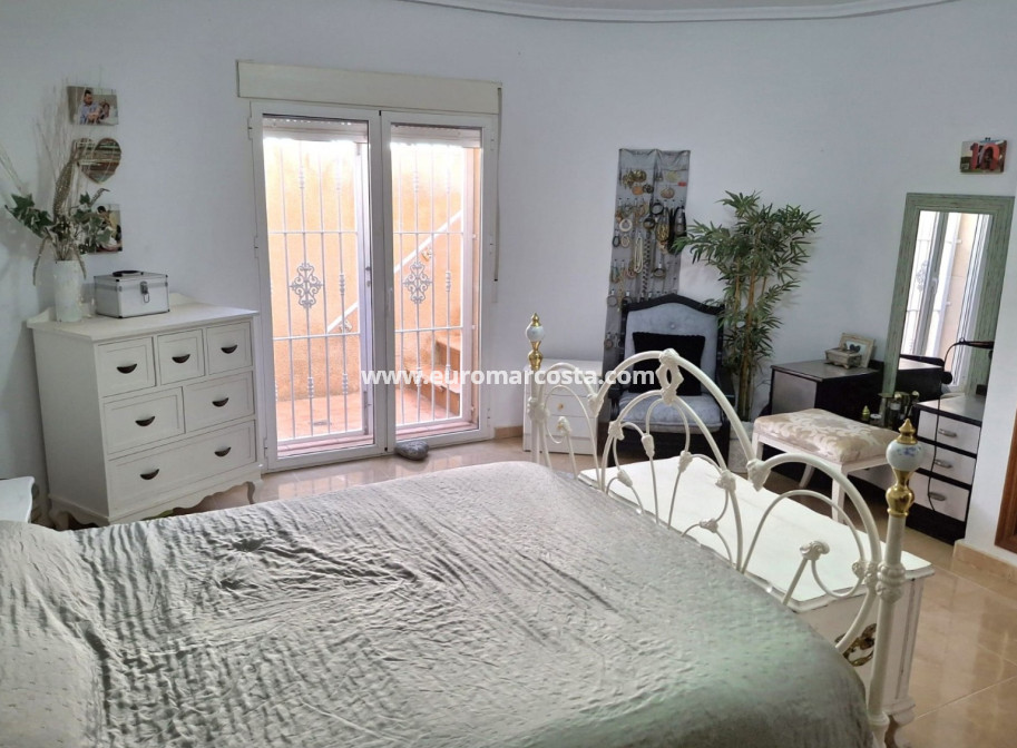 Objekte zum Wiederverkauf - Villa Detached - Ciudad Quesada