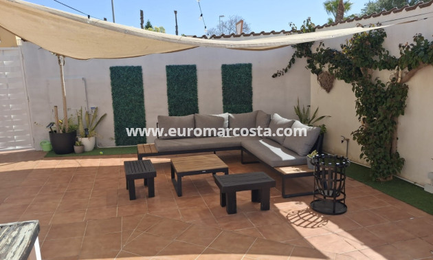 Objekte zum Wiederverkauf - Villa Detached - Ciudad Quesada