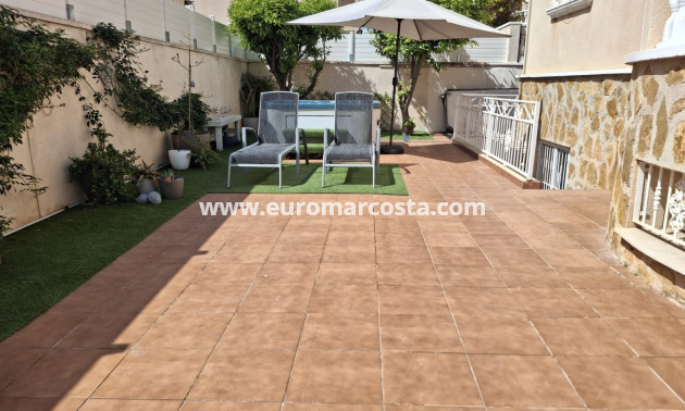 Objekte zum Wiederverkauf - Villa Detached - Ciudad Quesada