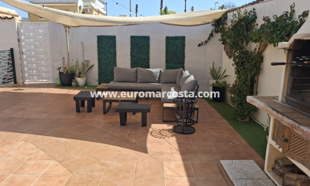 Objekte zum Wiederverkauf - Villa Detached - Ciudad Quesada