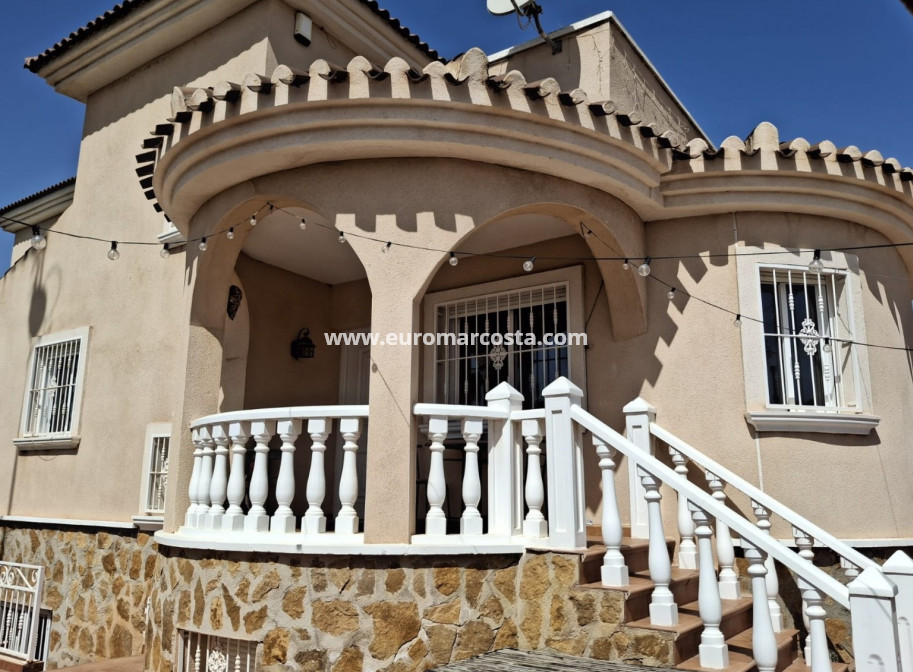 Objekte zum Wiederverkauf - Villa Detached - Ciudad Quesada