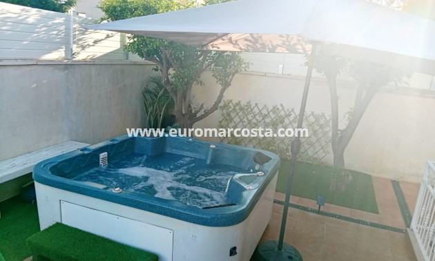 Objekte zum Wiederverkauf - Villa Detached - Ciudad Quesada