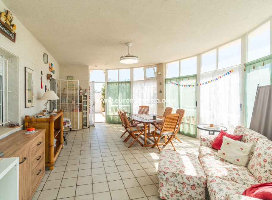 Sale - Villa - Orihuela Costa