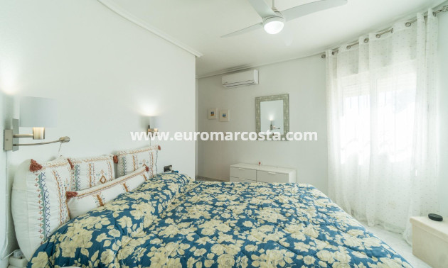 Sale - Villa - Orihuela Costa