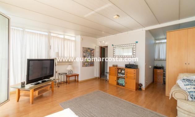 Sale - Villa - Orihuela Costa