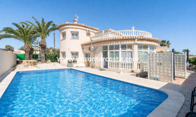 Sale - Villa - Orihuela Costa