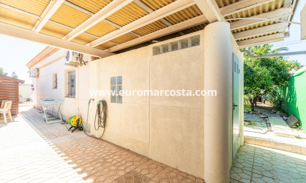 Sale - Villa - Orihuela Costa