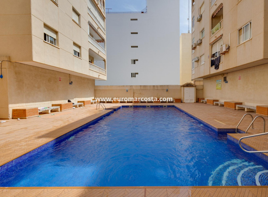 Sale - Apartment / flat - Torrevieja - TORREVIEJA