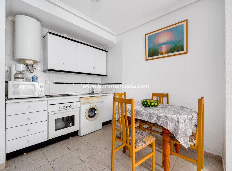 Sale - Apartment / flat - Torrevieja - TORREVIEJA