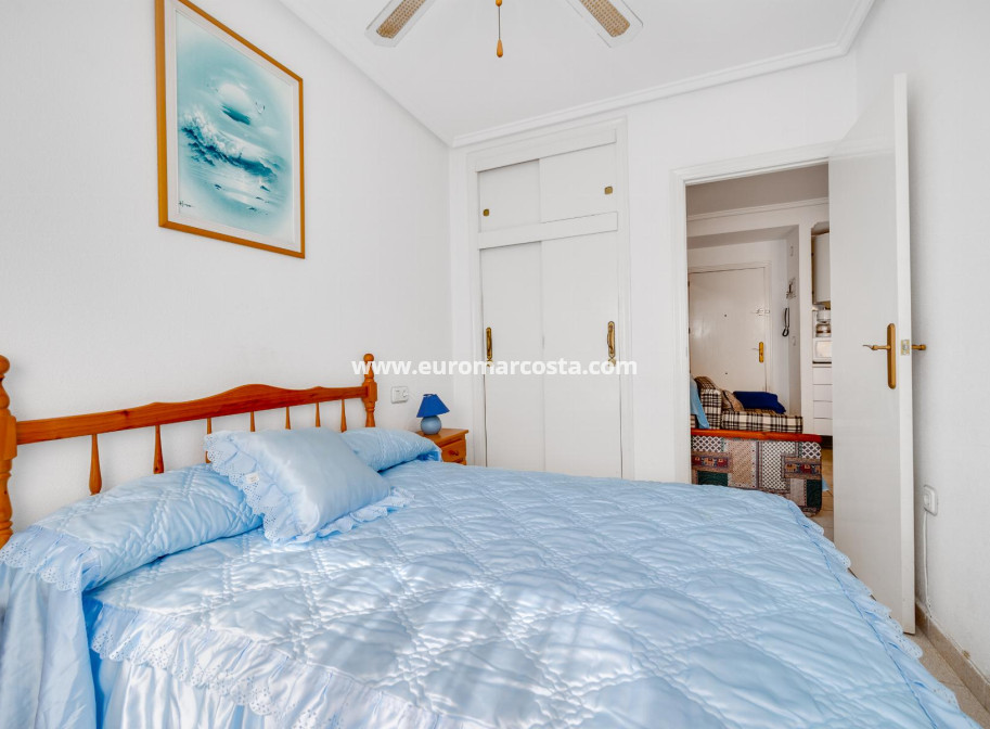 Sale - Apartment / flat - Torrevieja - TORREVIEJA