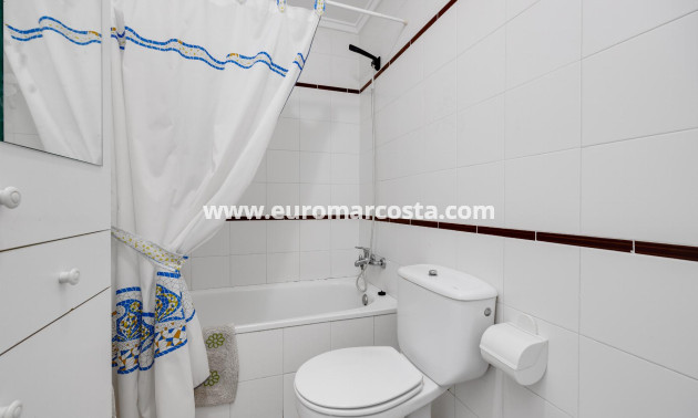Sale - Apartment / flat - Torrevieja - TORREVIEJA