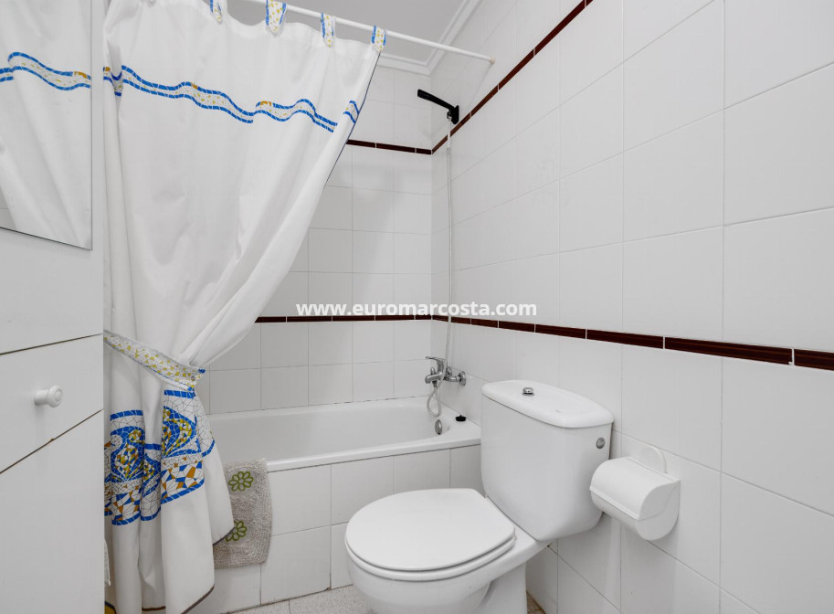 Sale - Apartment / flat - Torrevieja - TORREVIEJA