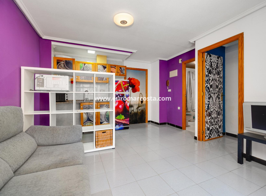 Sale - Apartment / flat - Torrevieja - TORREVIEJA