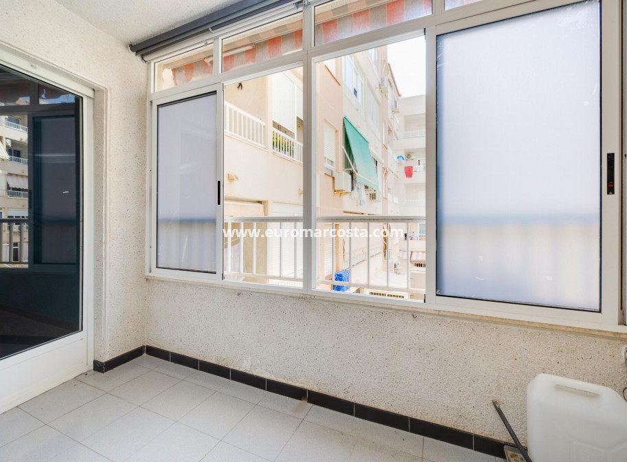 Sale - Apartment / flat - Torrevieja - TORREVIEJA