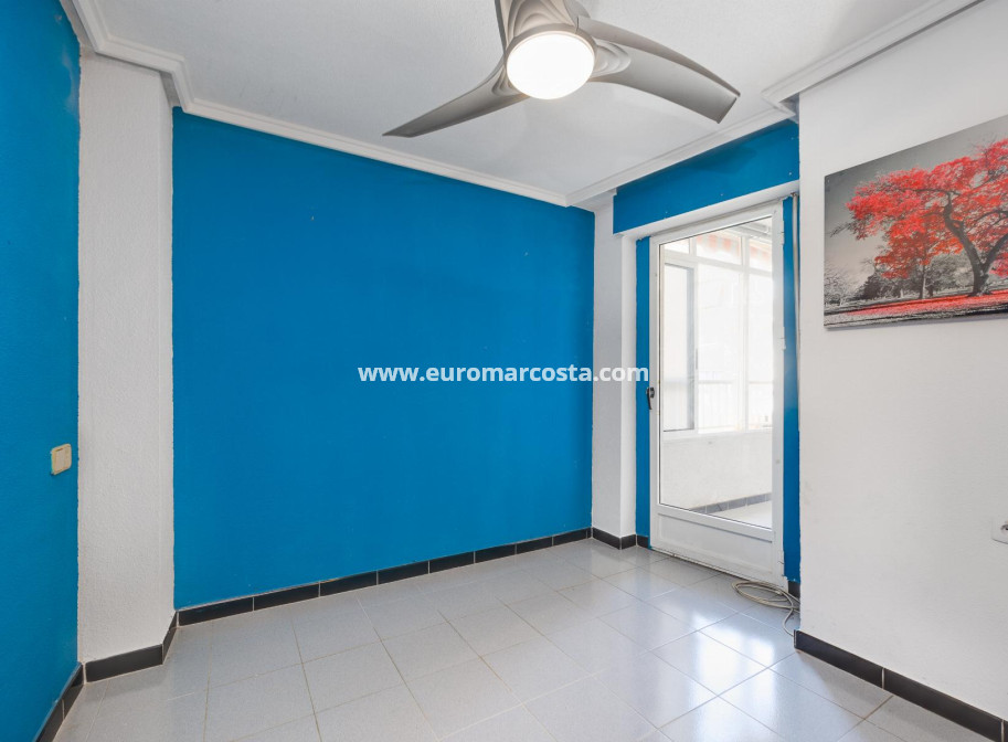 Sale - Apartment / flat - Torrevieja - TORREVIEJA