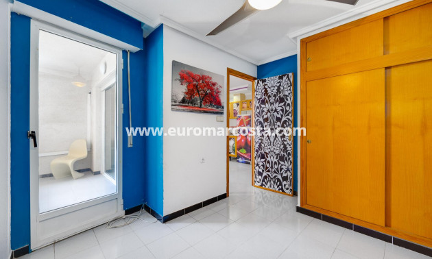 Sale - Apartment / flat - Torrevieja - TORREVIEJA