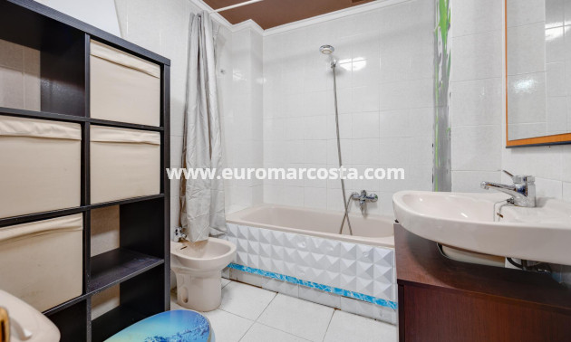 Sale - Apartment / flat - Torrevieja - TORREVIEJA